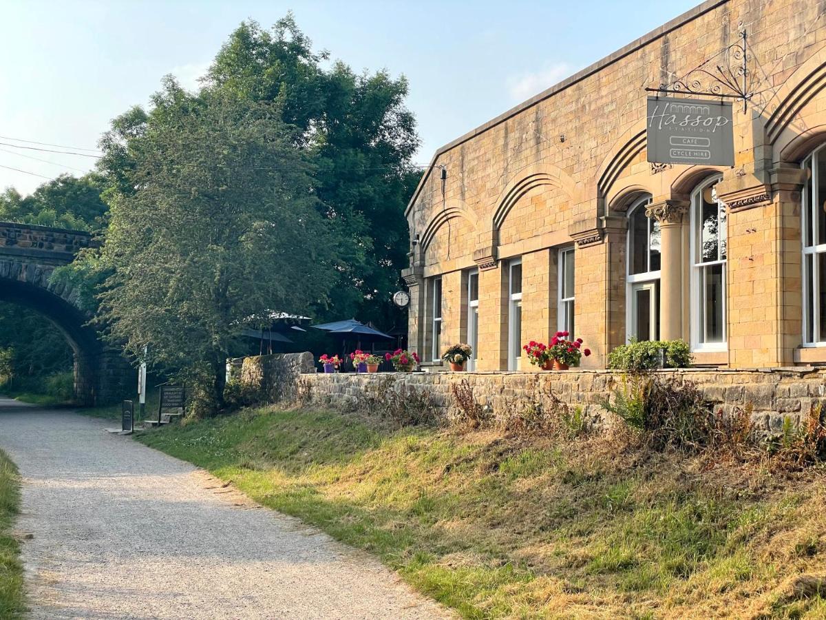 Beautiful Old Bank In Bakewell Villa Exteriör bild